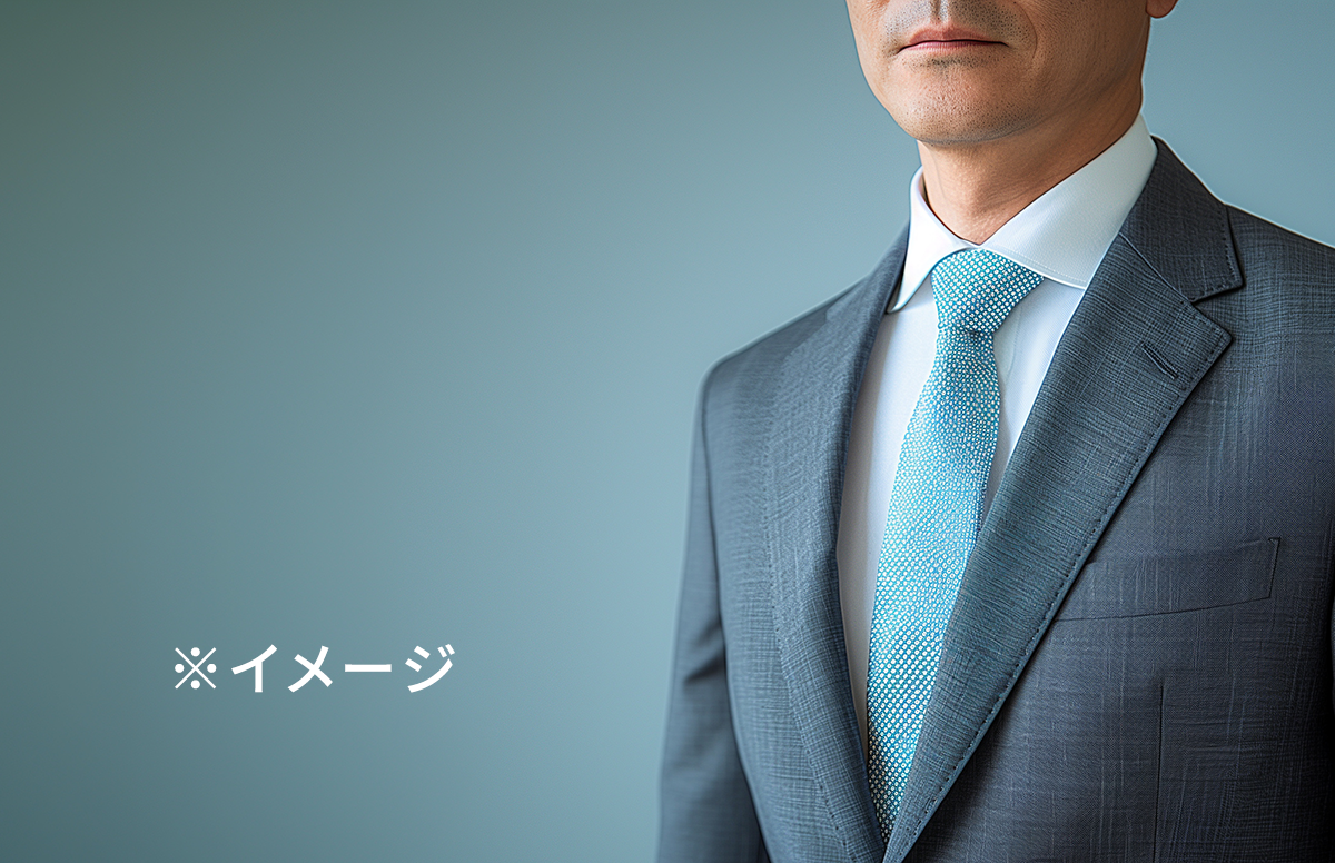 スーツのEC用モデル撮影